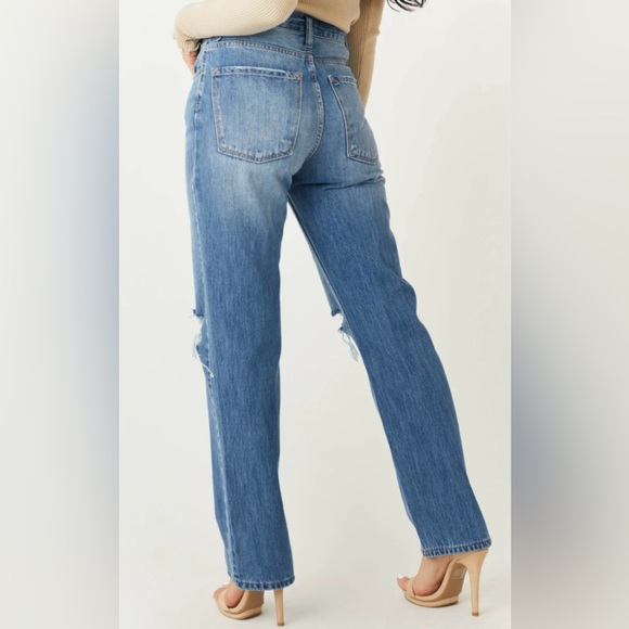 Kancan Women's Distressed Jeans Straight Fit. Sz-(7/27) - Picture 2 of 13